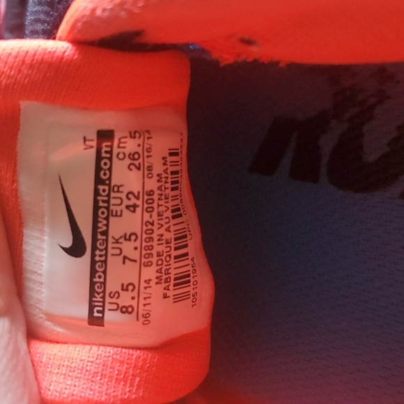 Nike shoes - Picture 7 of 7